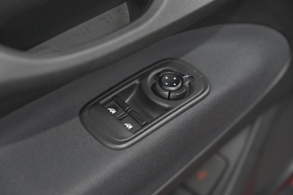 Fiat 500 icon 42 kwh | camera | 17" velgen | keyless start | navigatie | ap