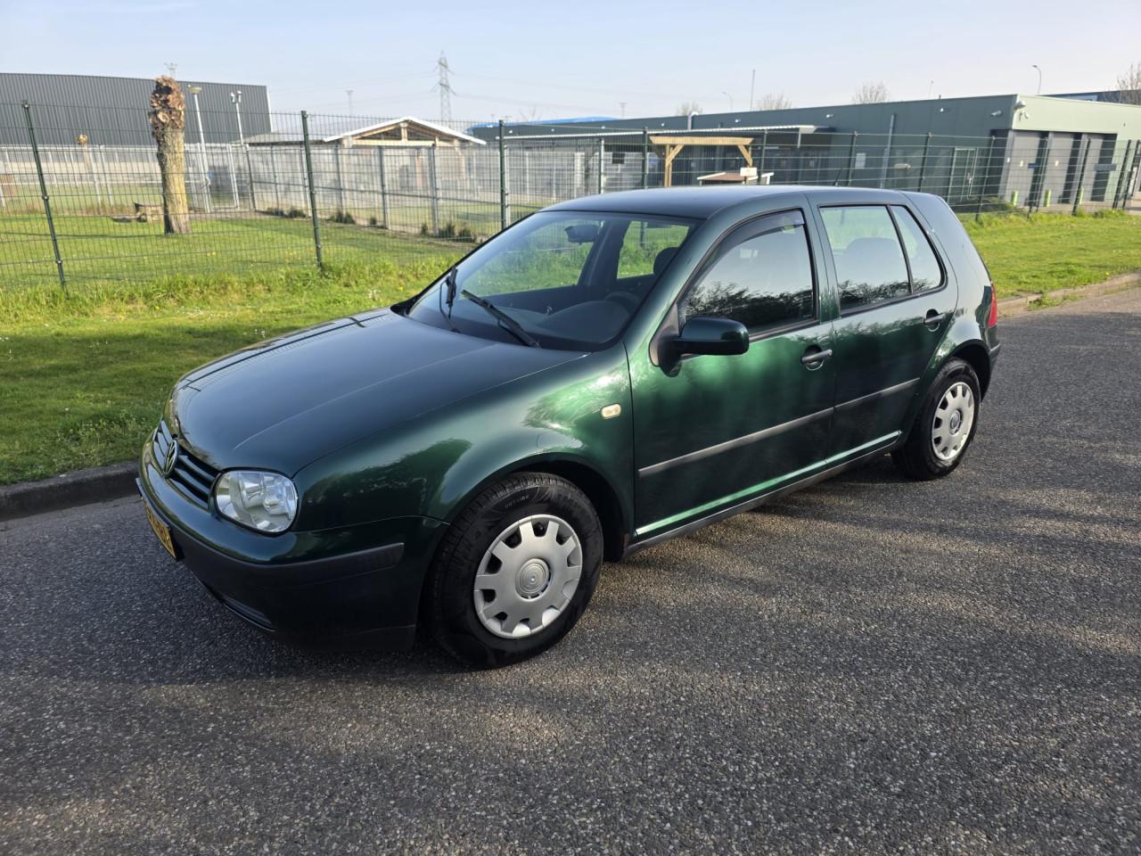 Volkswagen Golf 1.4-16V Trendline Airco! 5-DRS!