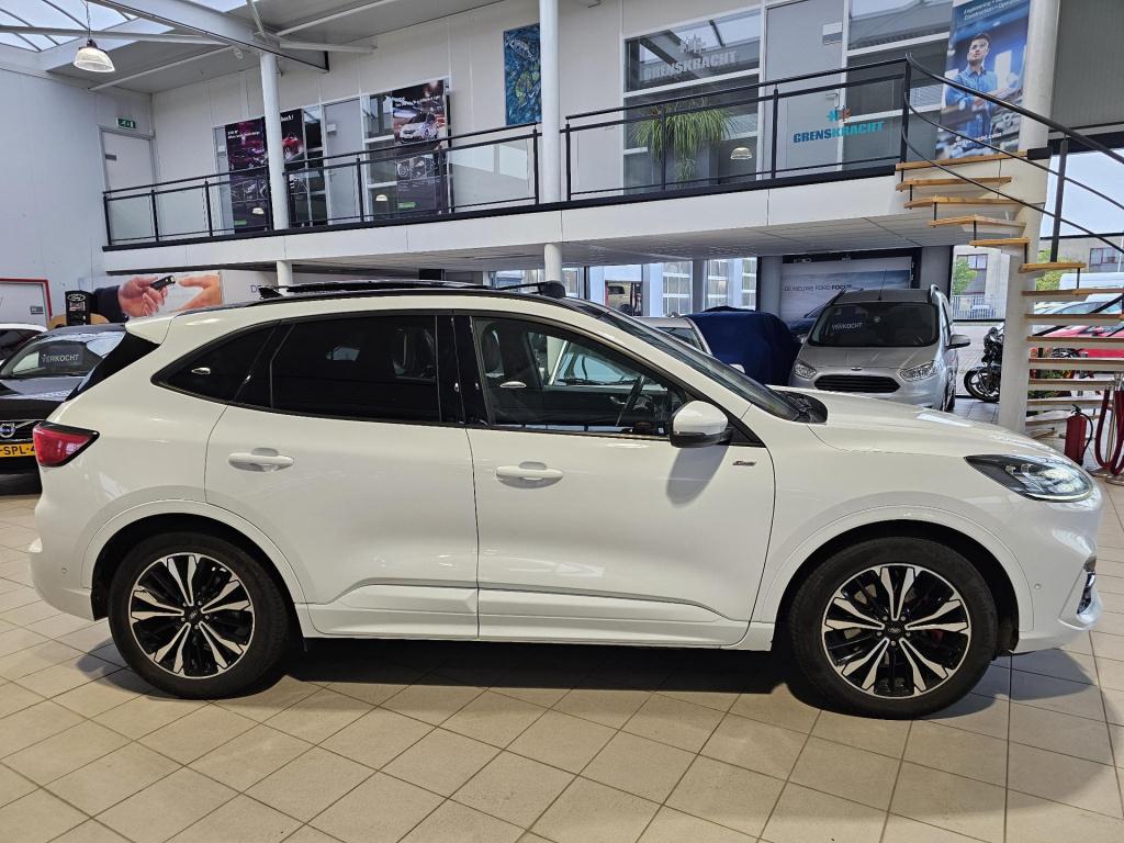 Ford Kuga 2.5 phev st-line x