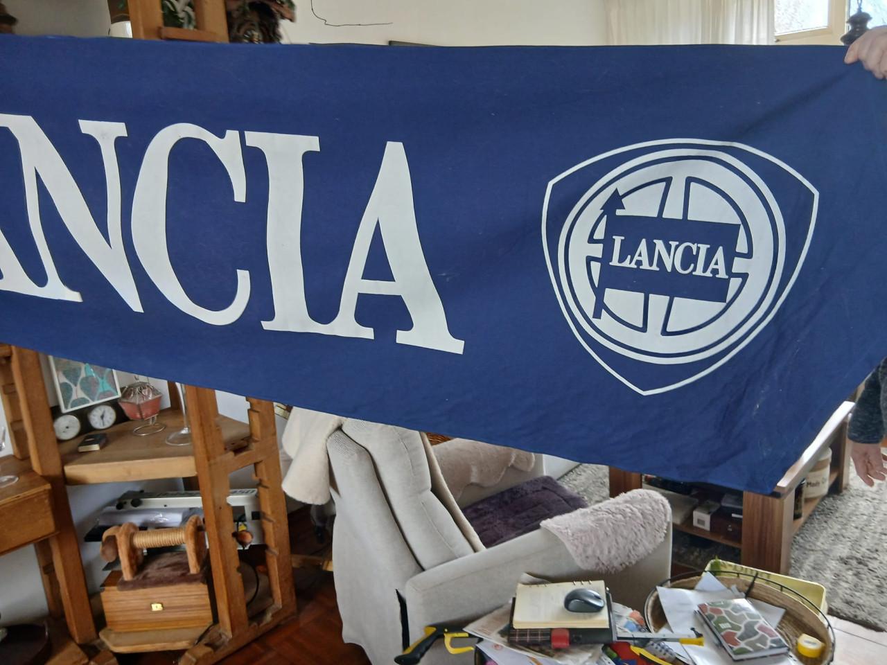 Lancia reclame showroomdoek