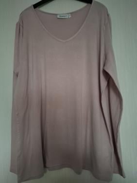 Yessica V-hals longsleeve poederroze. Maat XL