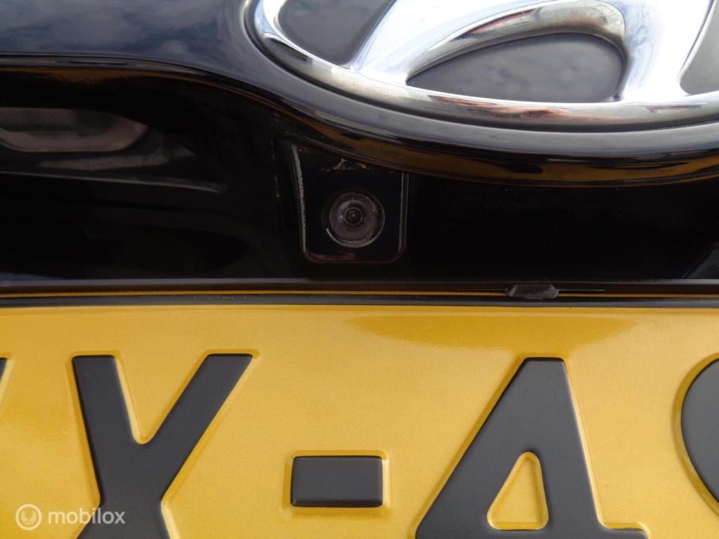Hyundai Ix20 1.4i i-drive/airco/lm velgen/pdc/camera/trekhaak/hoge zit/nap