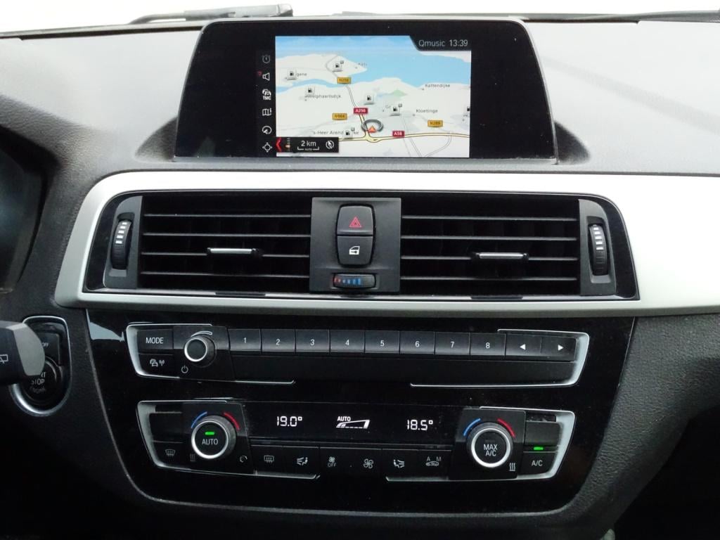 BMW 1 Serie 118i executive | led | navi | bluetooth