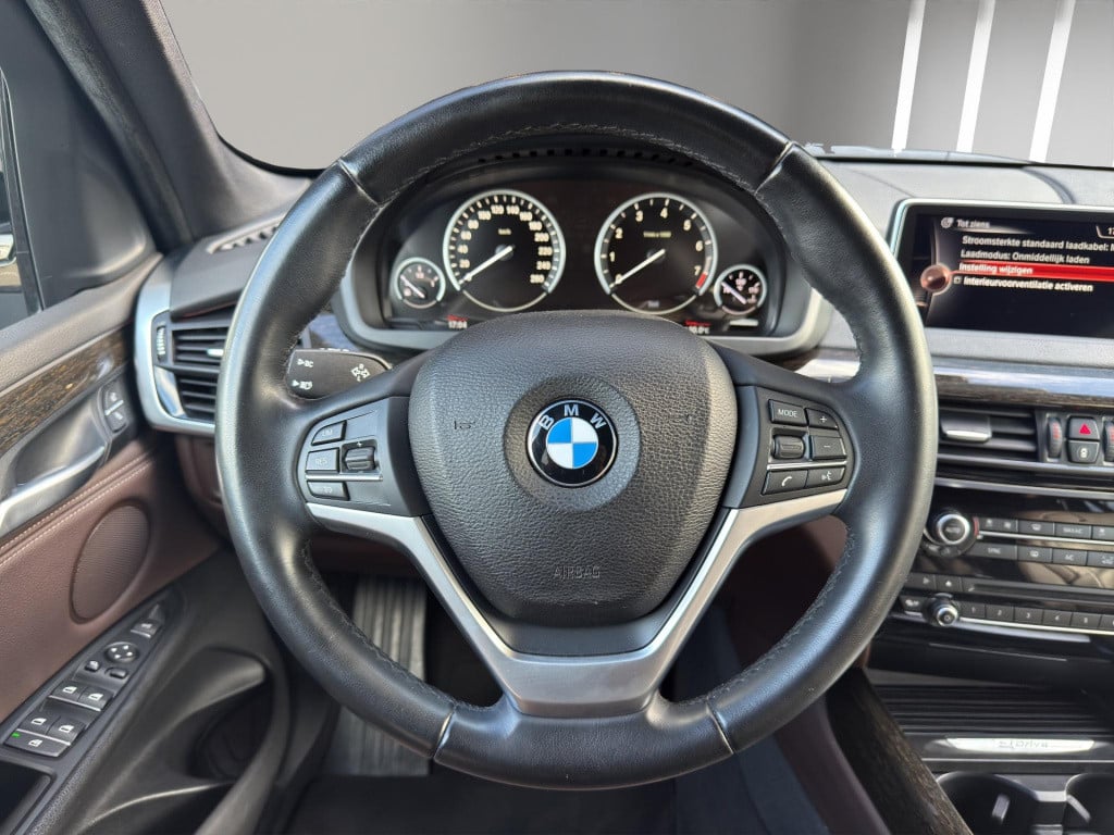 BMW X5 xdrive40e high executive (230 kw) | leder | elektr. trekhaak | head 