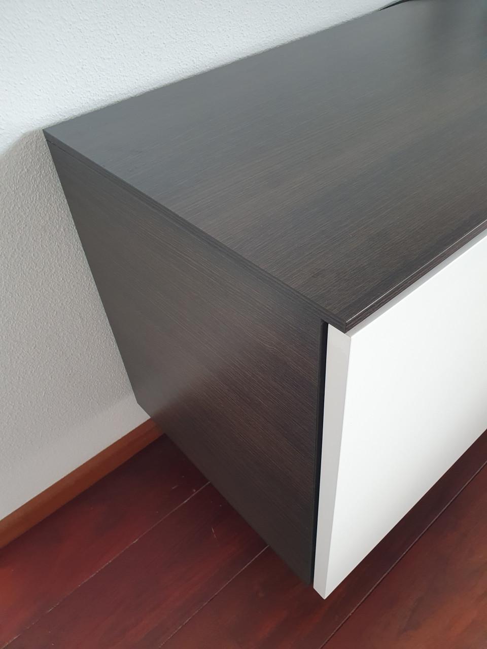 Hoogglans wit dressoir 4 deurs houtlook blad design kast