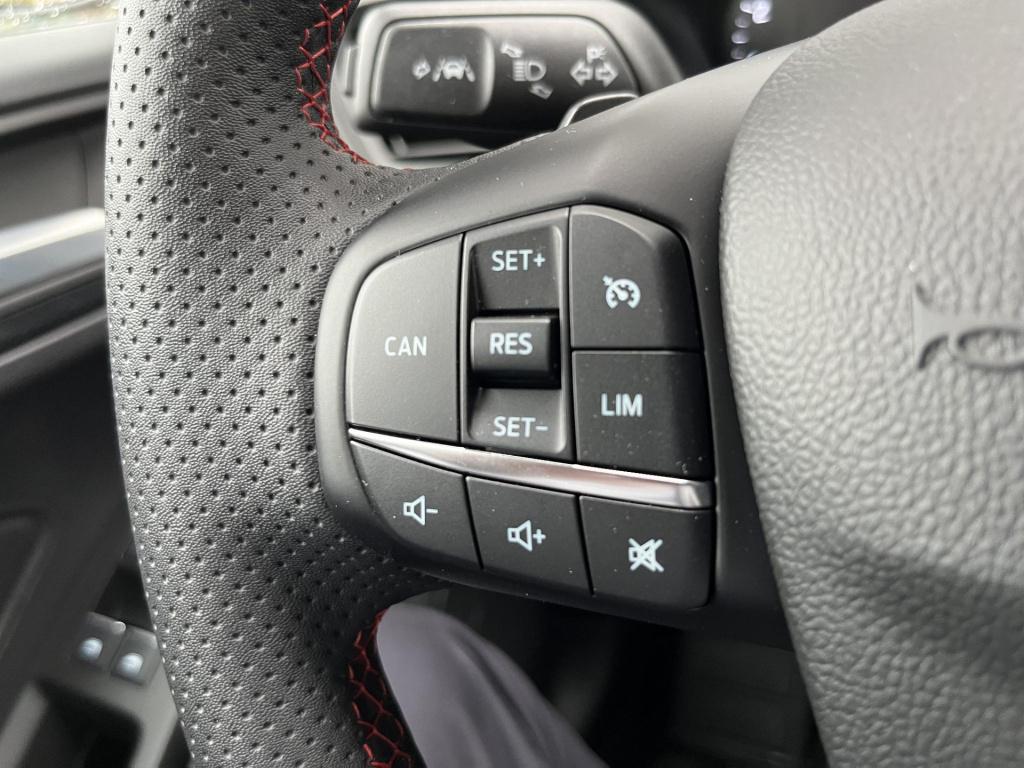 Ford Focus wagon st-line | automaat | climate control | cruise control | wi