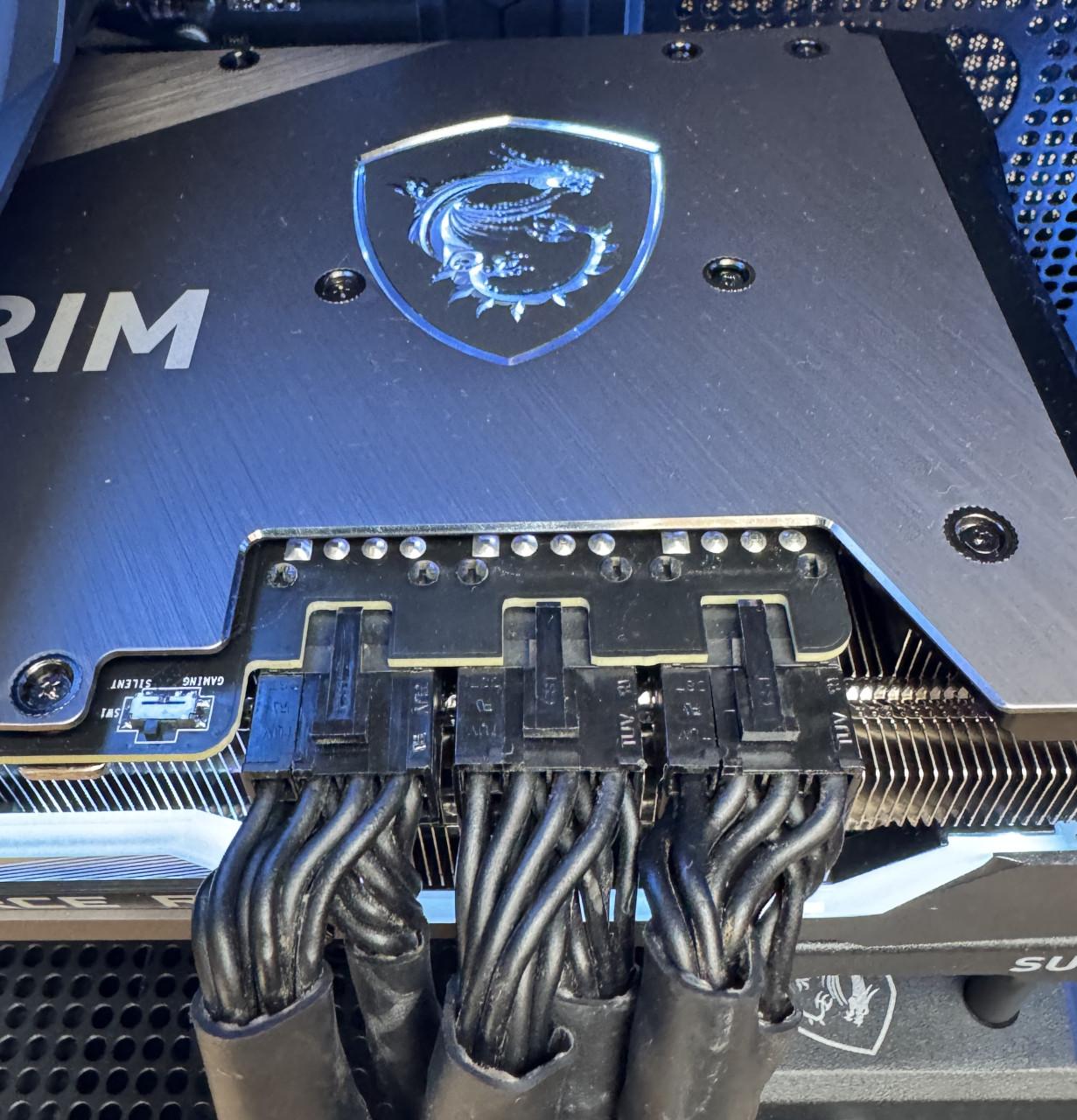 MSI RTX 3080 SUPRIM X 10G | Ryzen 5600XT | 32GB | 1TB NVMe | NIEUW