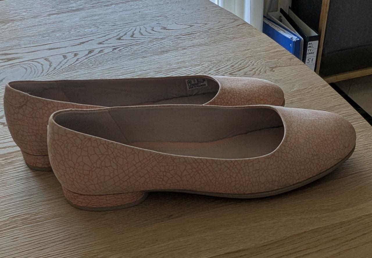 DAMESSCHOENEN Maat 39 vrijwel nieuw