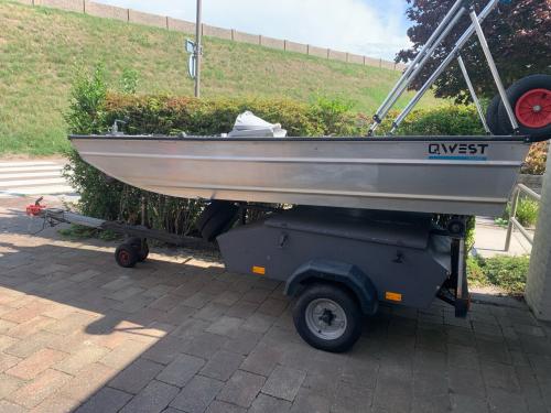 Qwest Aluminum Flatbottom Boat & Mercury Motor