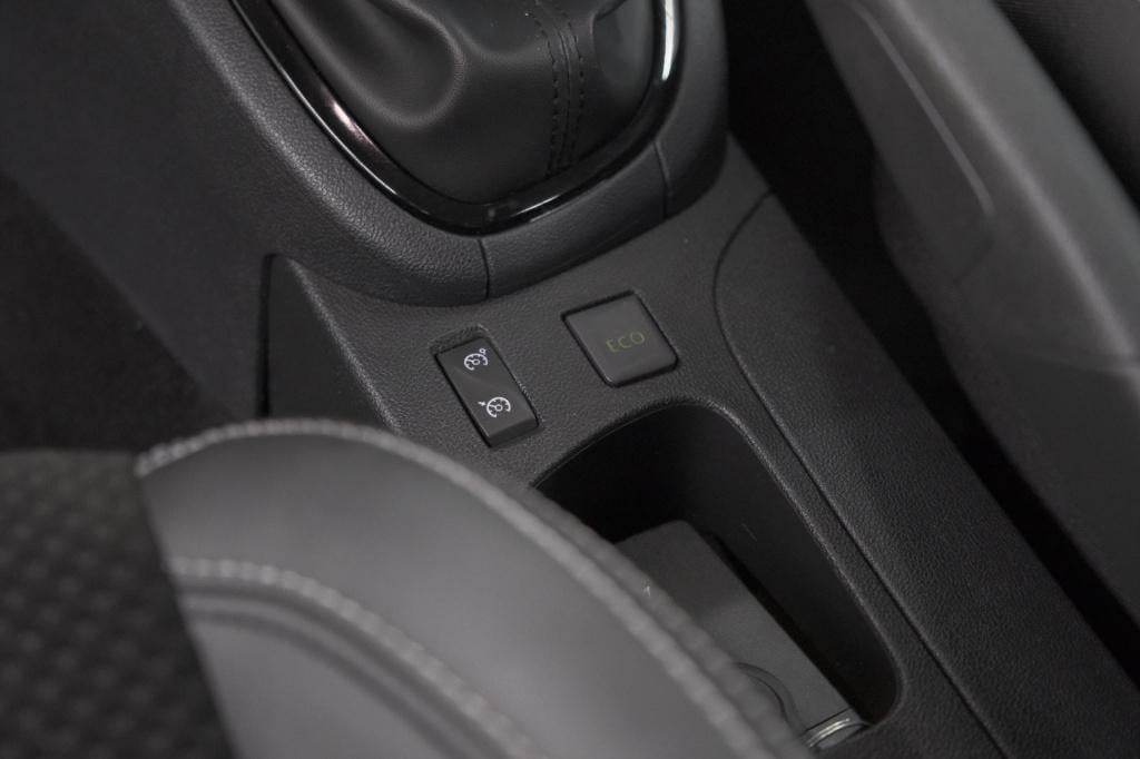 Renault Clio estate tce 90 intens | navigatie | parkeersensoren | climate c