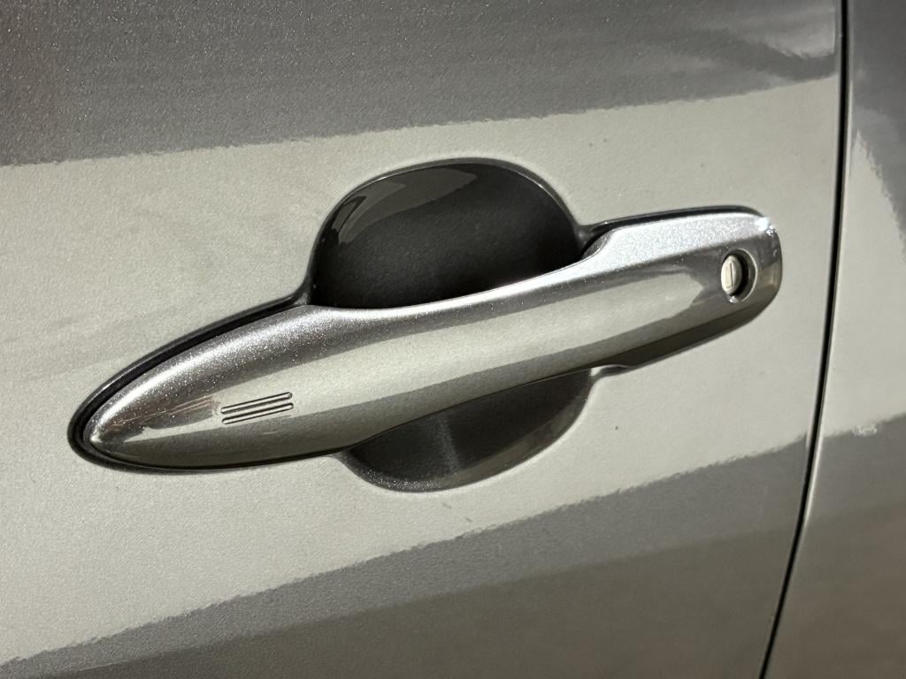 Toyota Yaris 1.5 hyb. 115 dynamic | pack comfort |