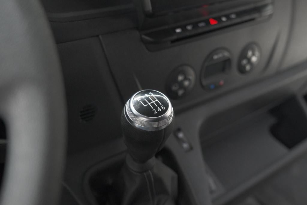 Opel Movano 2.3 turbo l2h2 dc | trekhaak | camera | navigatie | climate con