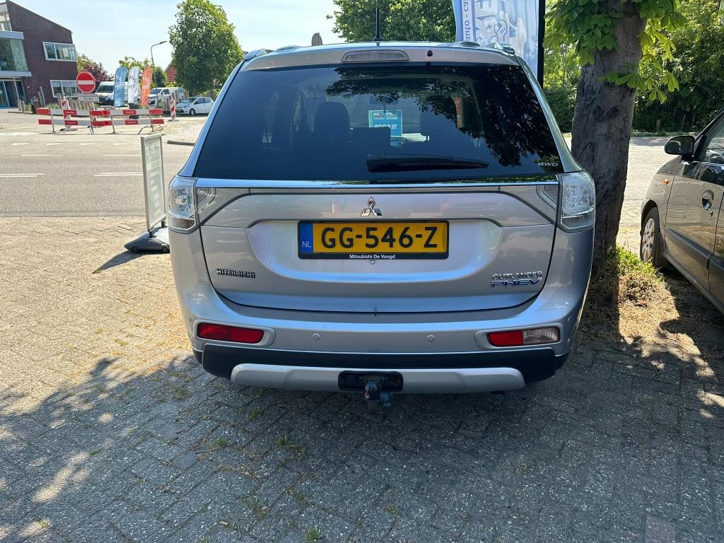 Mitsubishi Outlander phev limited edition, jaar bovag en apk, inclusief beu