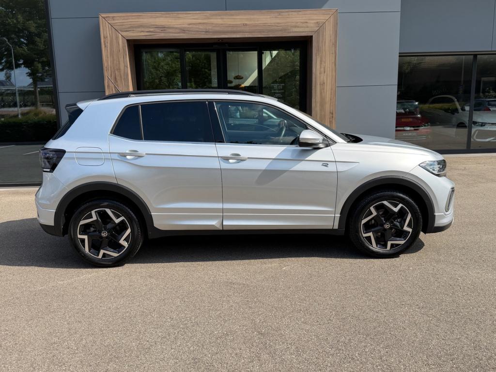 Volkswagen T-cross 1.5 tsi 150pk dsg r-line | camera | trekhaak | dode hoek