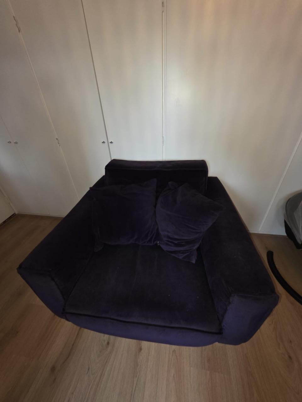 Loveseat
