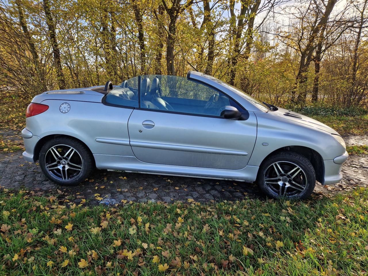 PEUGEOT 206CC