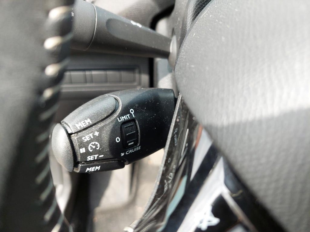 Peugeot 308 1.2 puretech active | navi | park.sens | climate control