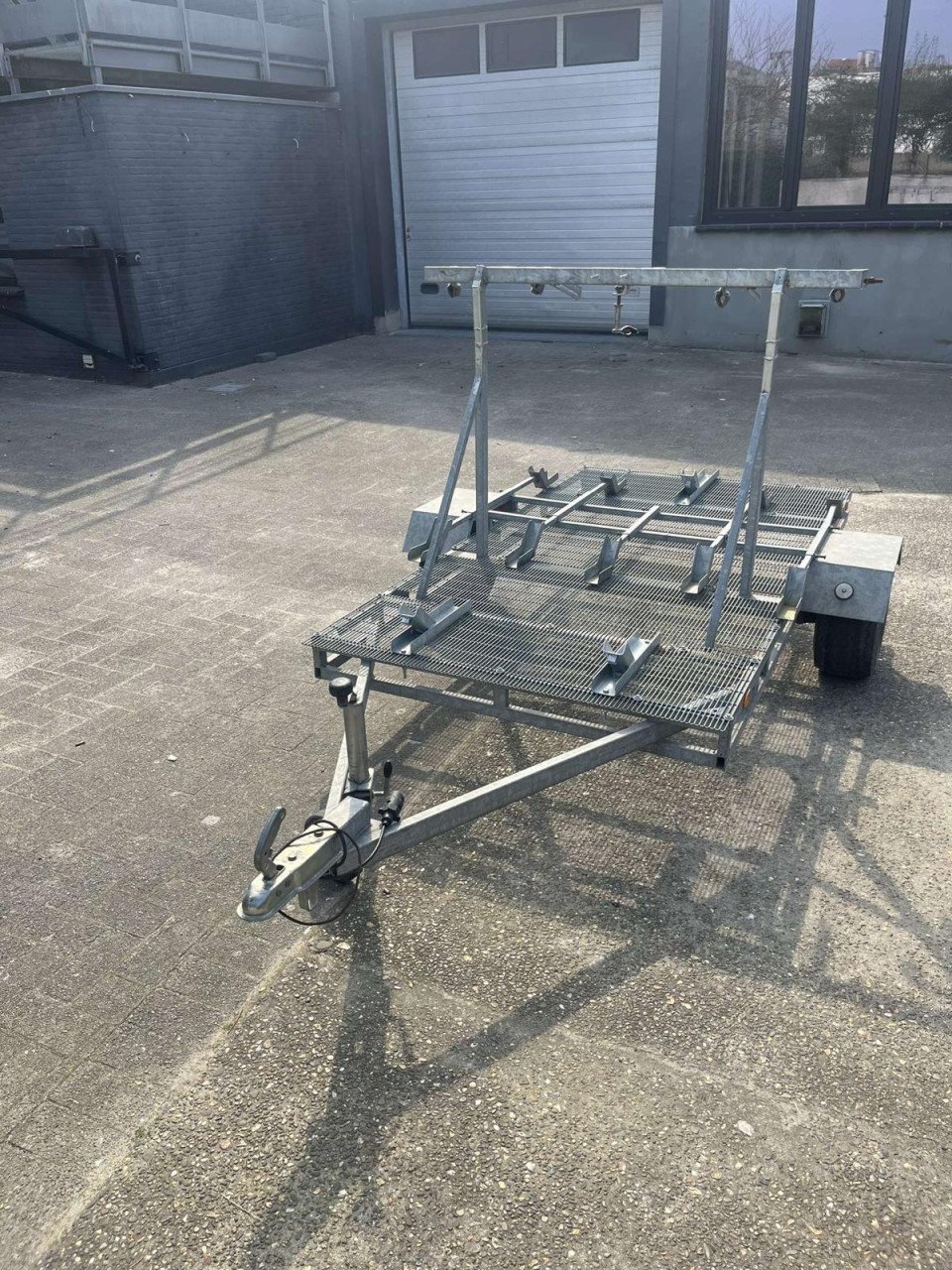 Aanhangwagen voor 5 fietsen, in nieuwstaat!