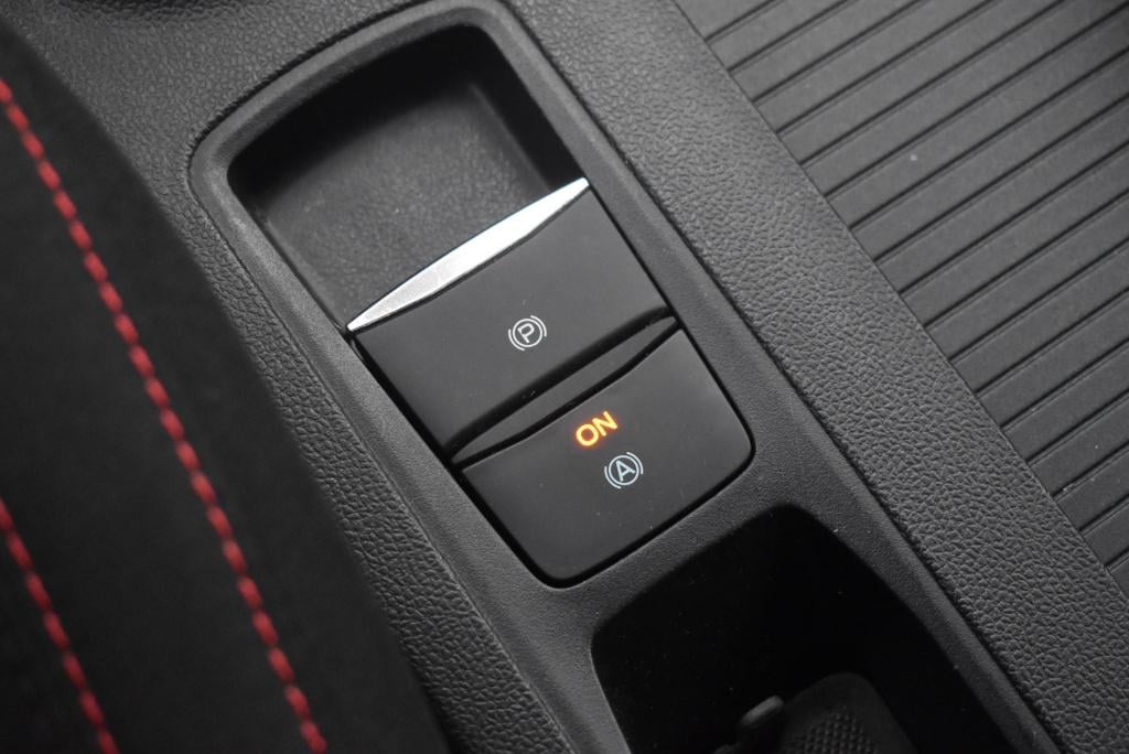 Ford Focus 1.0 ecoboost hybrid 155 pk st line style