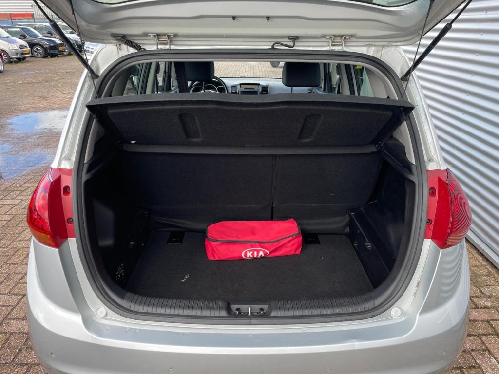 Kia Venga 1.4 cvvt dynamicplusline hoge instap|mooie staat