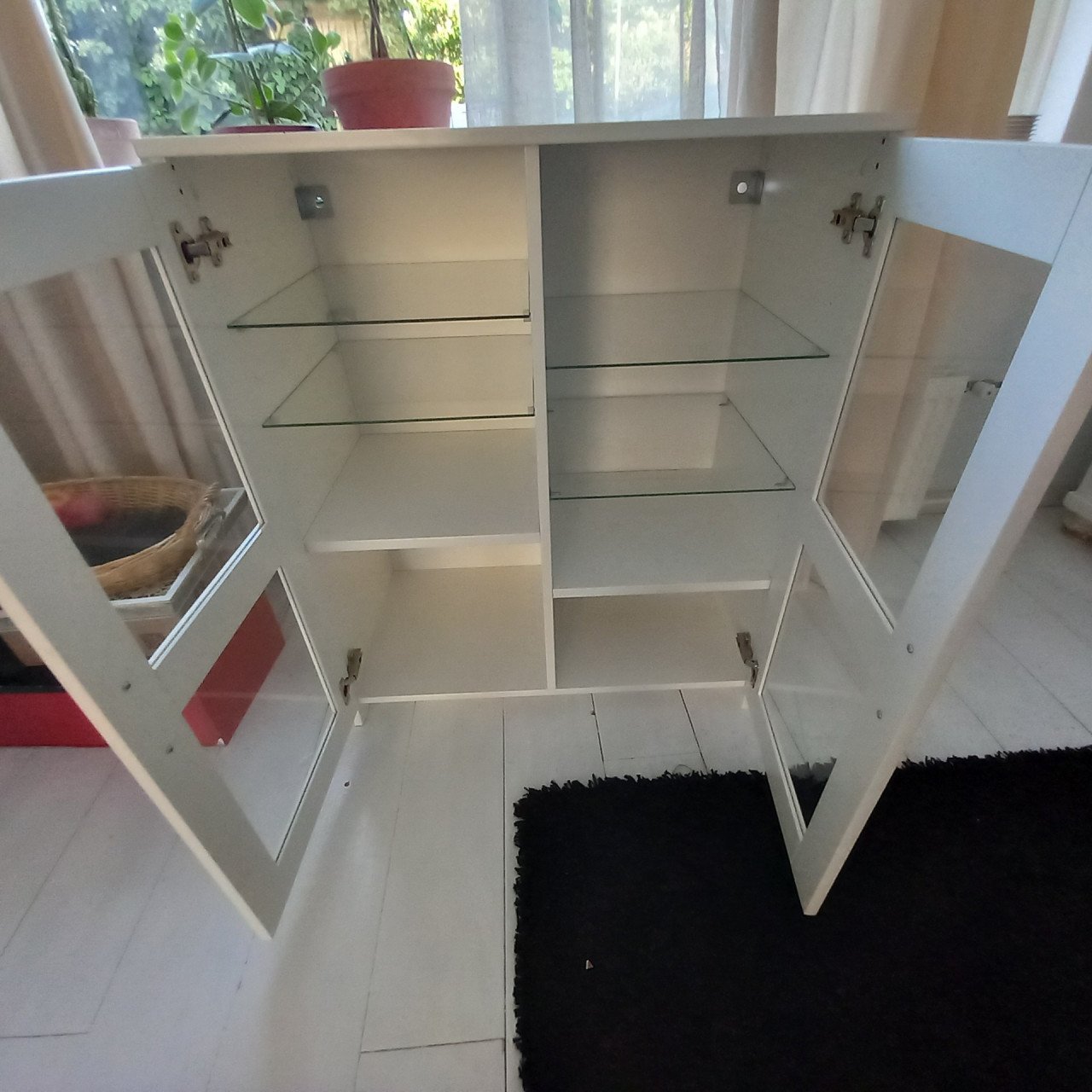 Mooie witte kastje