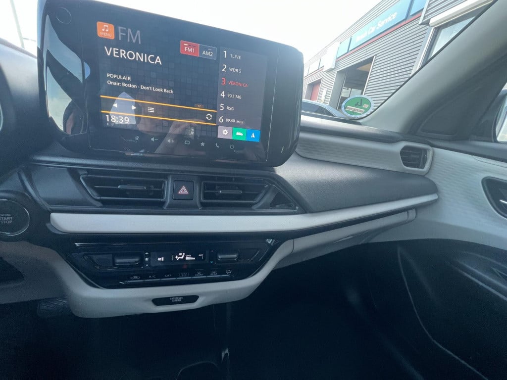 Suzuki Swift 1.2 select smart hybrid