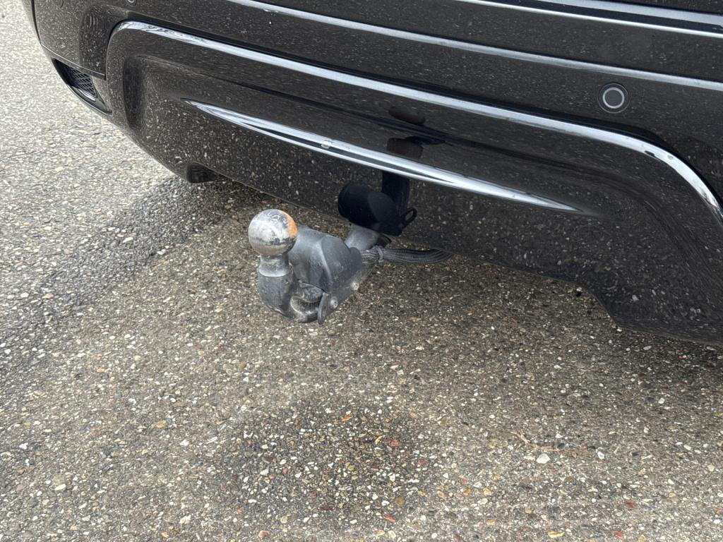 Land Rover Range Rover 1.5 p300e awd r-dynamic se | pano | hud | trekhaak |