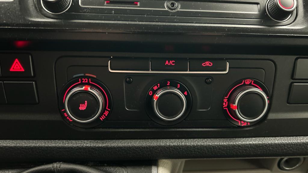 Volkswagen Transporter 2.0 tdi l2h1 ac i cr.control