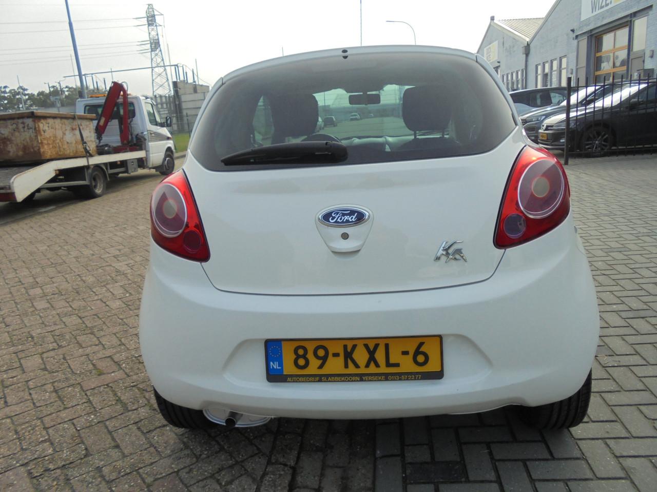 Ford Ka 1.2 Titanium bwjr 2010 in hele nette staat met N.A.P