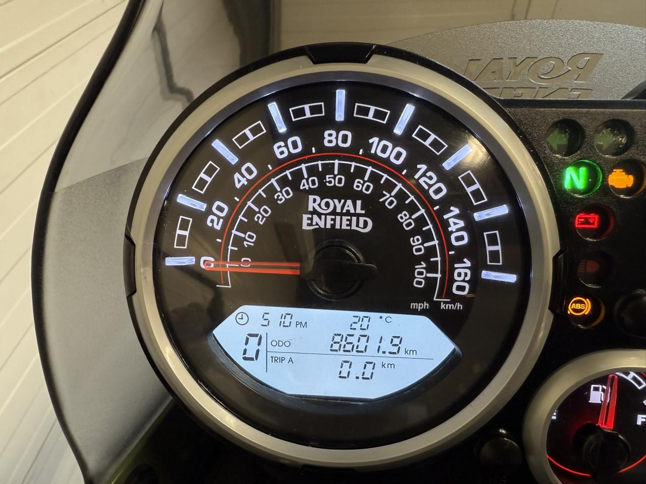 Jonge en nette Royal Enfield Himalyan 8600km en beurt!