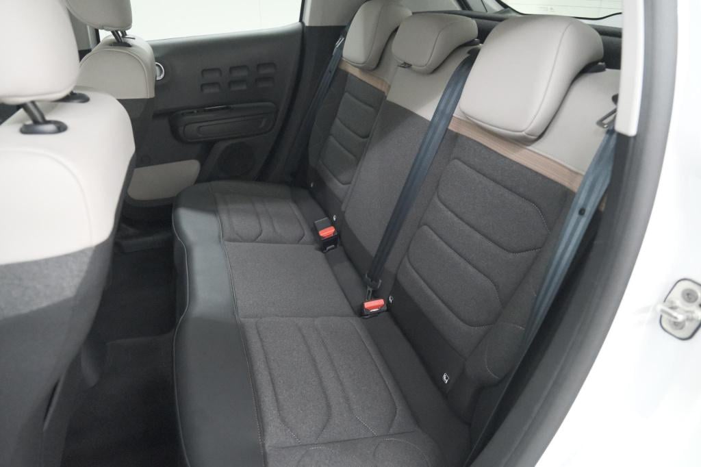 Citroen C3 puretech 82 shine | camera | parkeersensoren | navigatie | apple