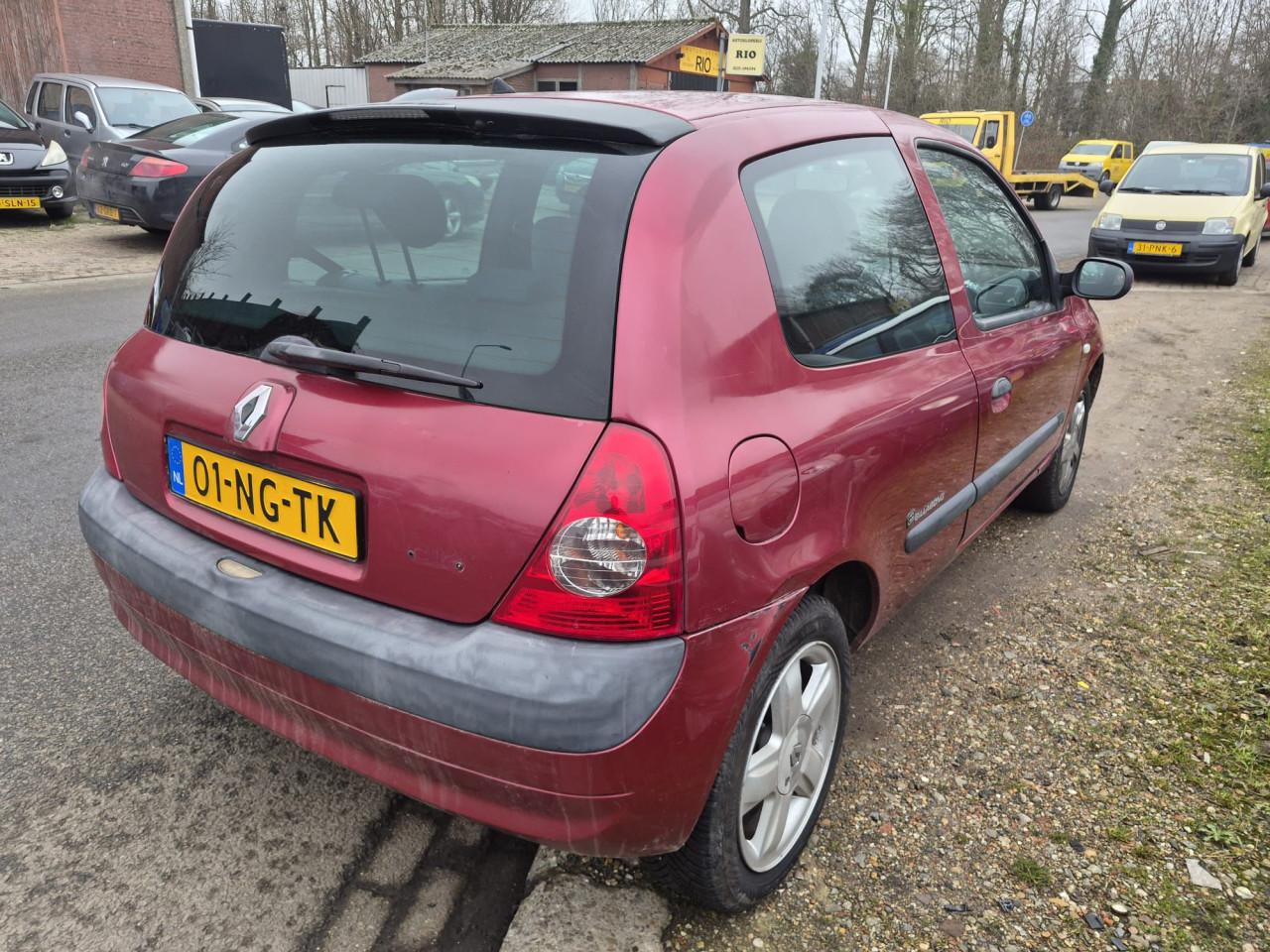 Renault Clio 1.2-16V  Apk 5-1-2027