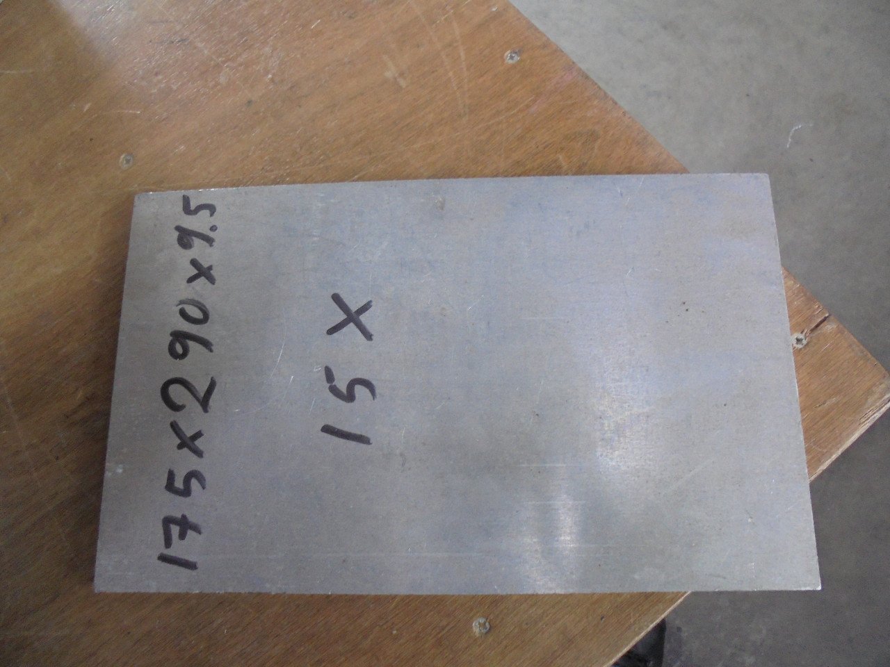 Aluminium Rondstaf, Vierkant en Plaatmateriaal.