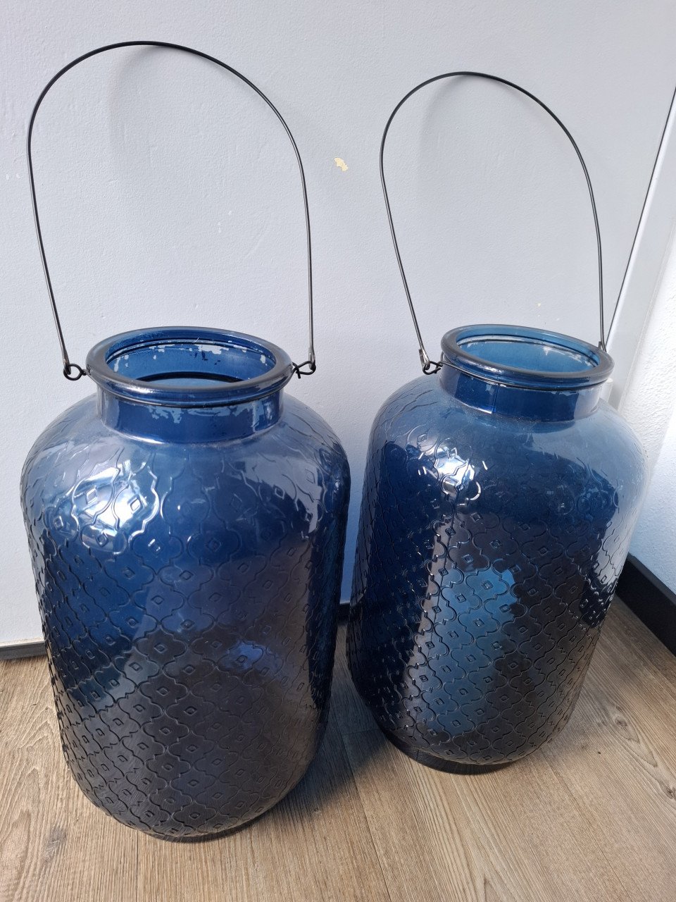 Twee prachtige windlichten