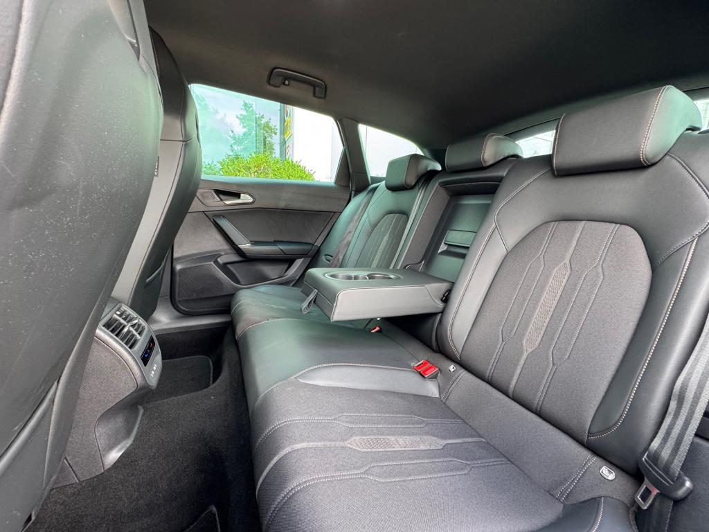 Cupra Leon Sportstourer 1.4 e-hybrid vz copper edition * full link * camera