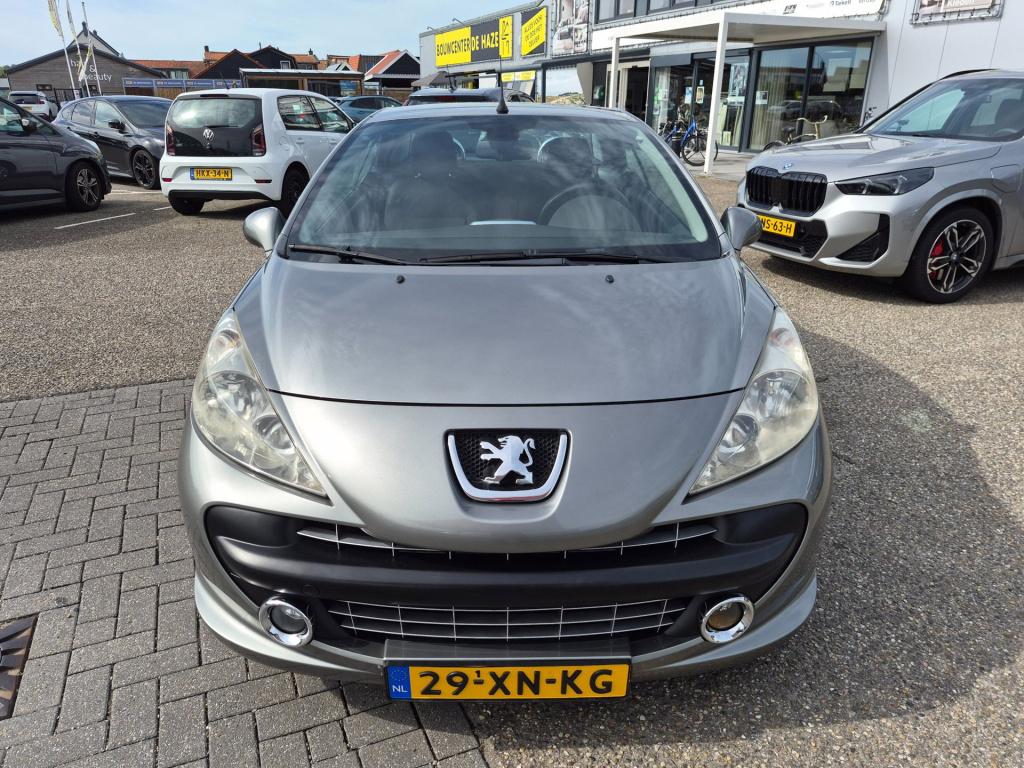Peugeot 207 cc 1.6 vti première