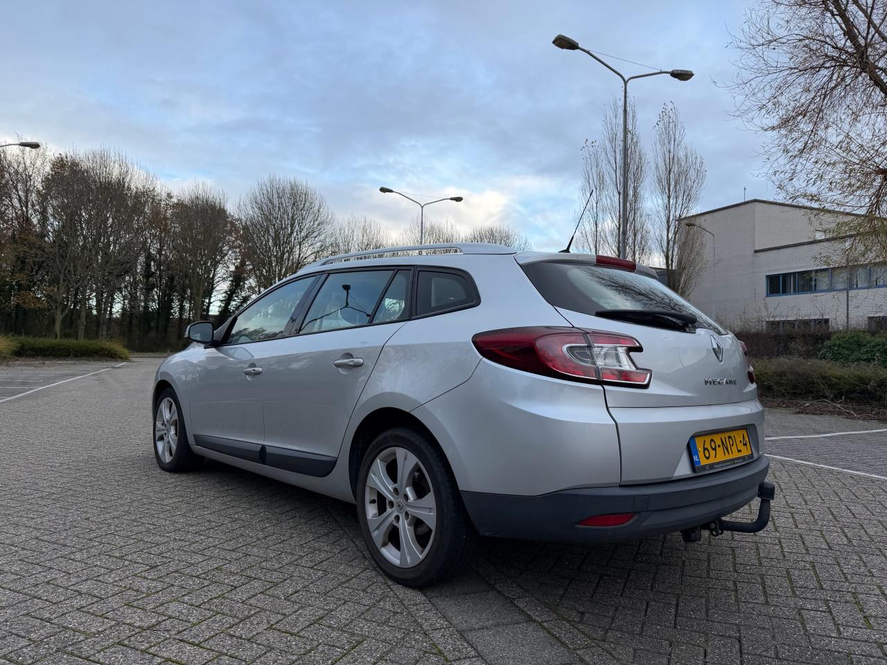 Renault Megane Estate Dynamique 1.6 | Apk | Nap | Airco | Elektr ramen|
