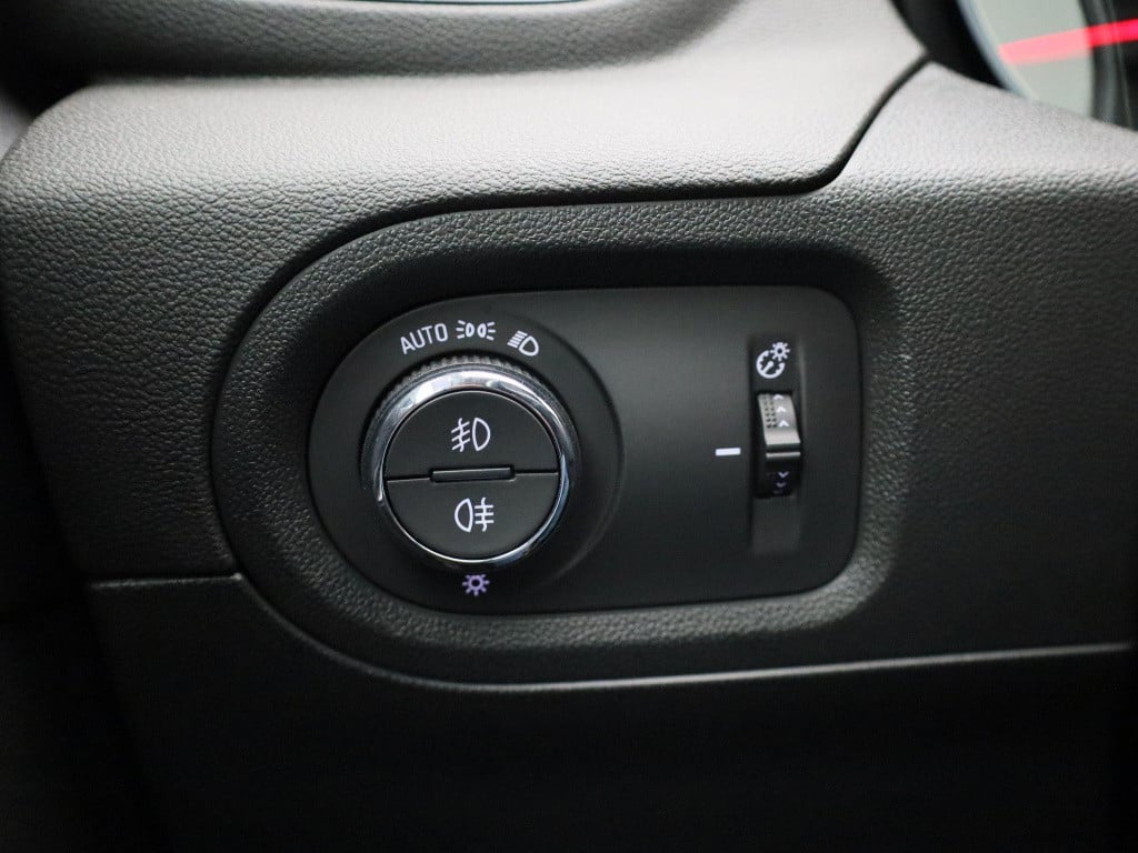 Opel Grandland X 1.2 turbo business elegance | automaat | lmv | parkeer sen