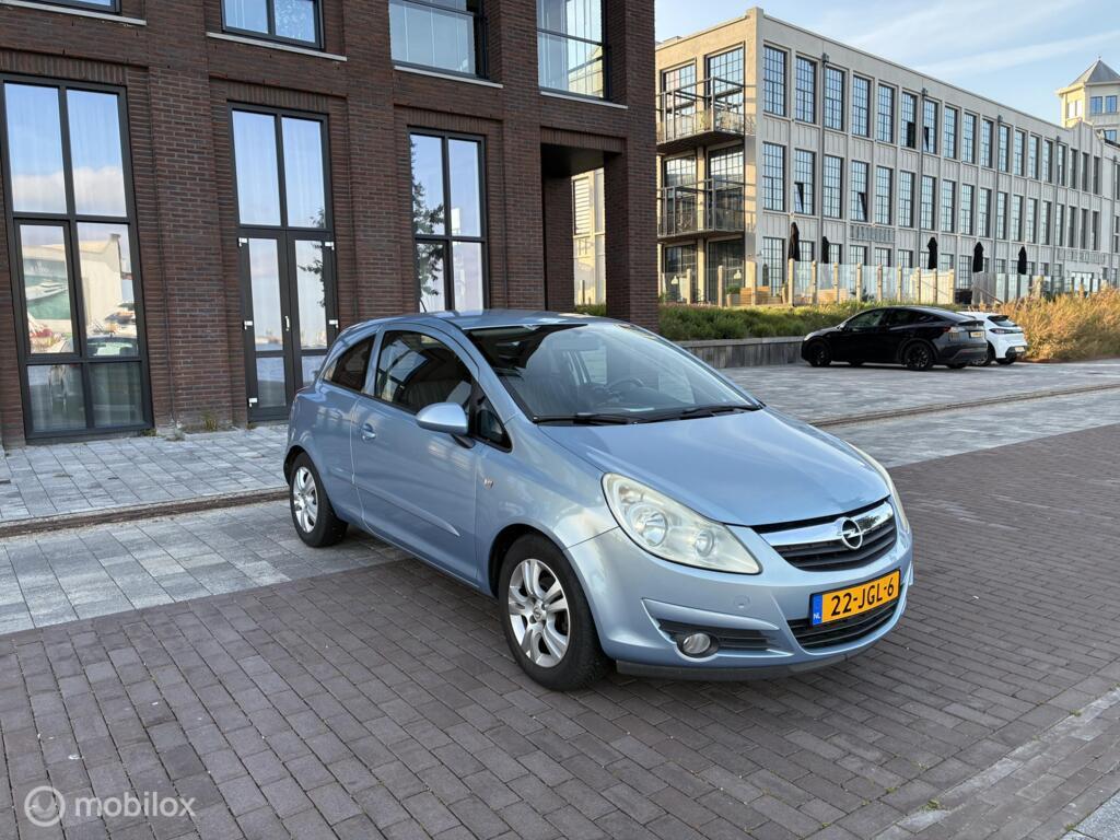 Opel Corsa 1.4-16V Cosmo Airco km114.154 Nap 3Deurs BJ2009