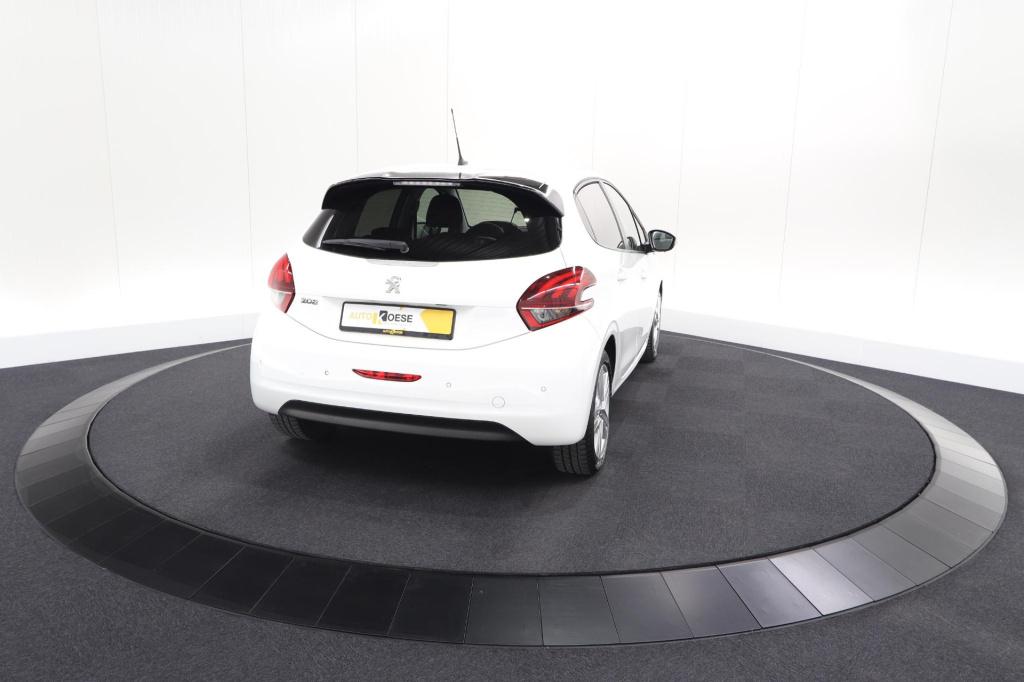 Peugeot 208 puretech 82 signature | parkeersensoren | apple carplay | navig