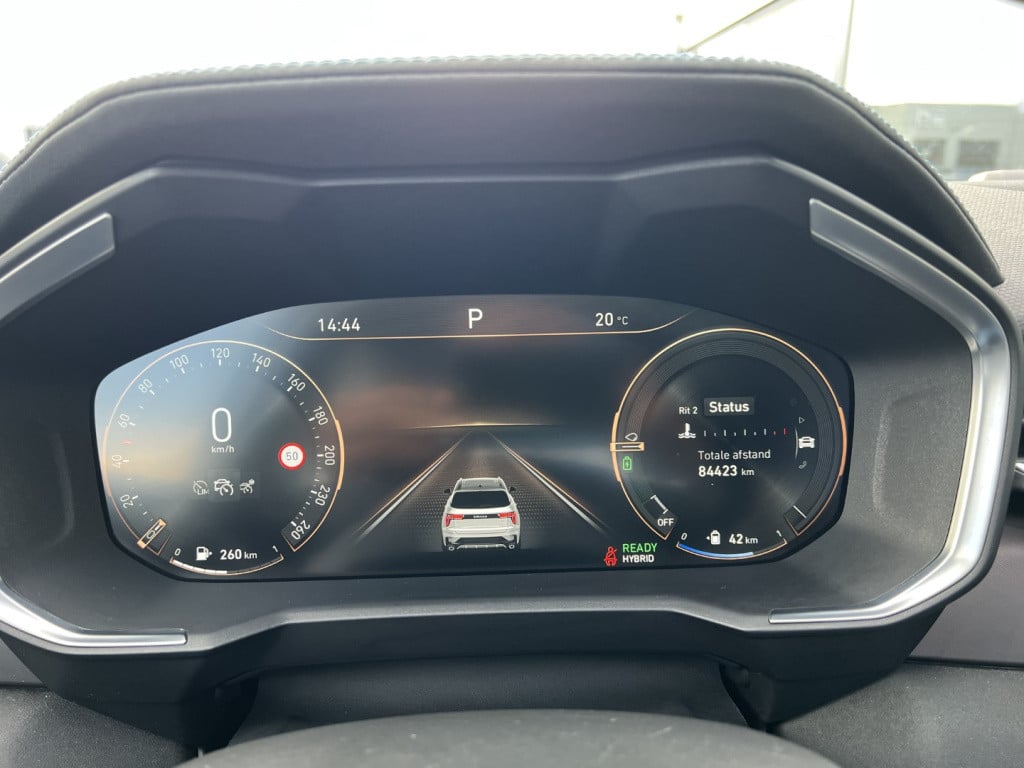 Lynk & Co 01 1.5 261pk phev , black edition , zwarte velgen , panodak , 360