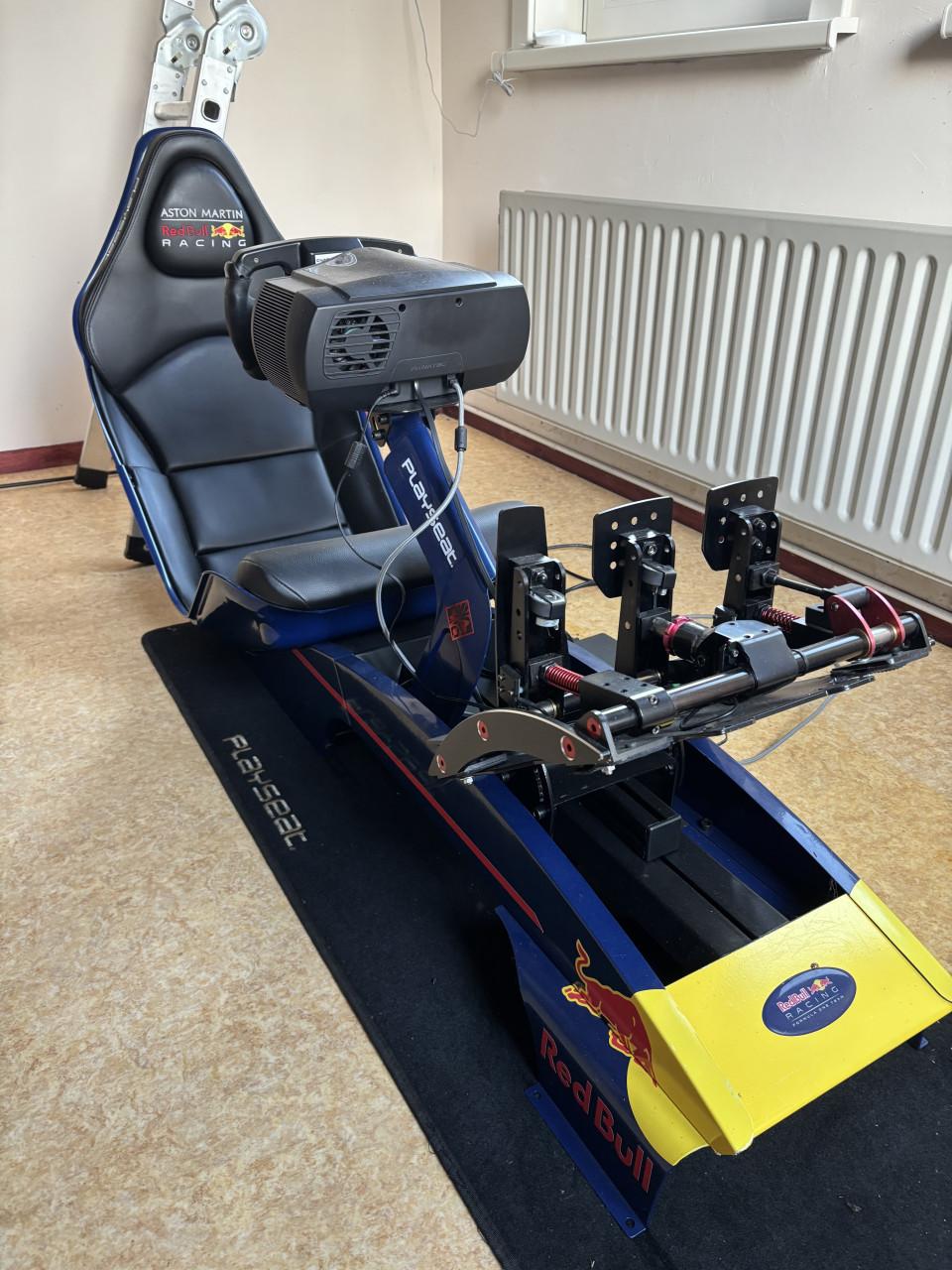 Simracing cockpit compleet Fanatec en Playseat F1