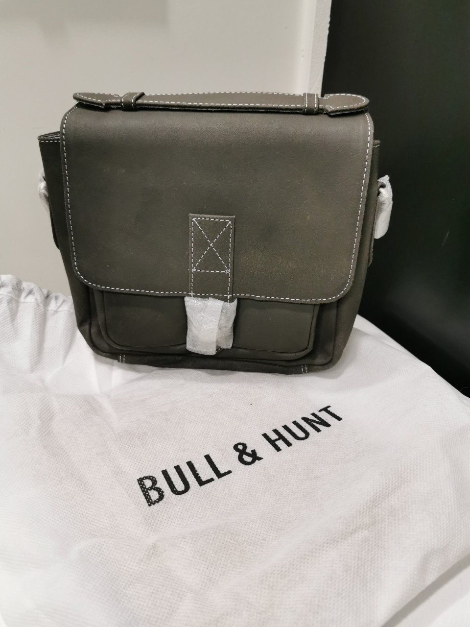 Bull & Hunt messengerbag - leer