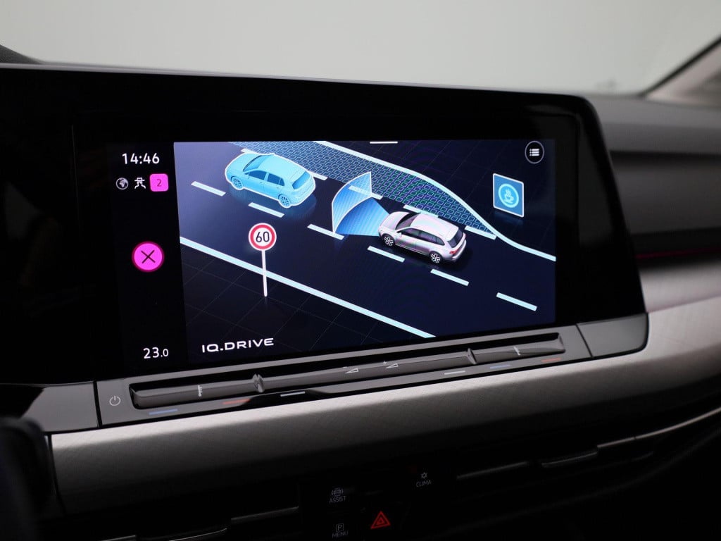 Volkswagen Golf variant 1.0 tsi life | lmv | parkeer sensoren | virtual coc