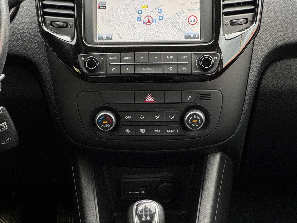 Kia Venga 1.4 cvvt dynamicplusline | trekhaak | navigatie | camera | cruise