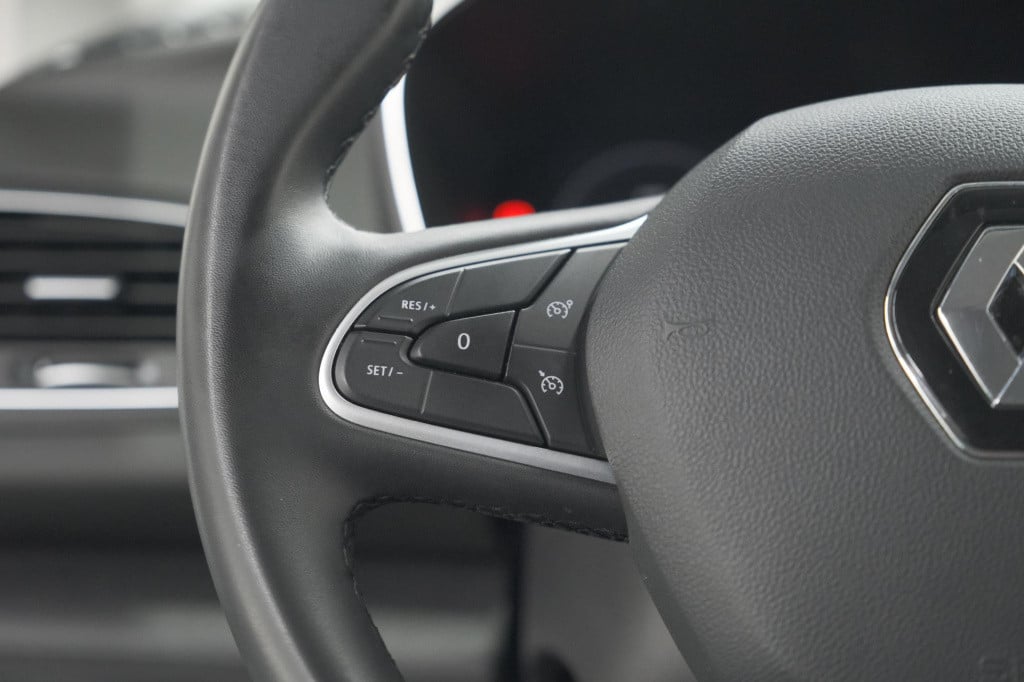 Renault Megane tce 140 edc techno | trekhaak | camera | navigatie | 9.3 inc
