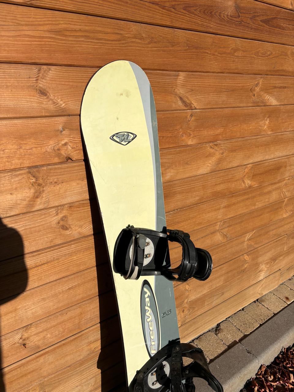 Snowboard met bindingen 153cm