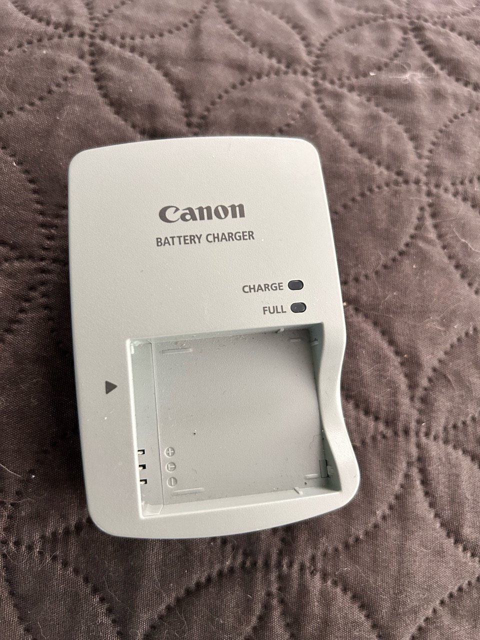 Te koop Canon oplader