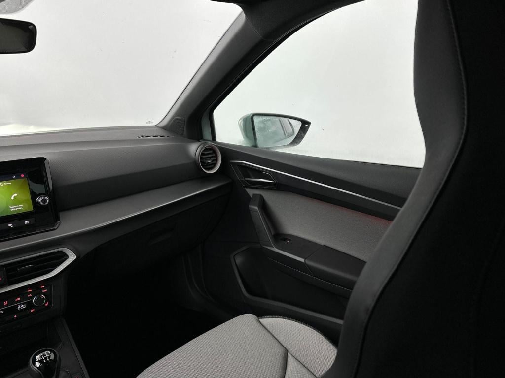 Seat Arona fr business connect 1.0 ecotsi 70 kw / 95 pk suv 5