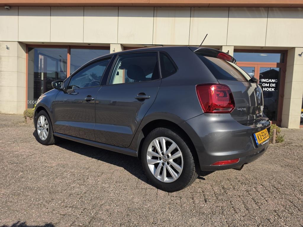 Volkswagen Polo 1.2 tsi comfortline connected series | airco | stuurbekr | 